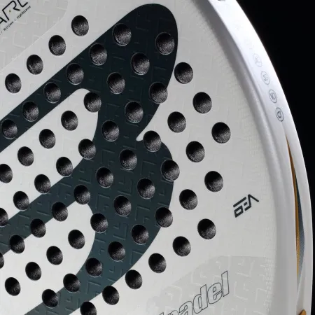 Ракетка для падела BULLPADEL Pearl 26, 493804, для профессионалов, карбон, бело-серый за 35&nbsp;929.50 ₽ купить в Казани